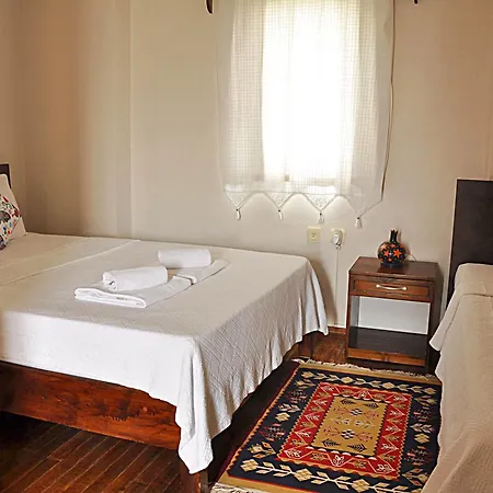 Yasu Tenados Bozcaada