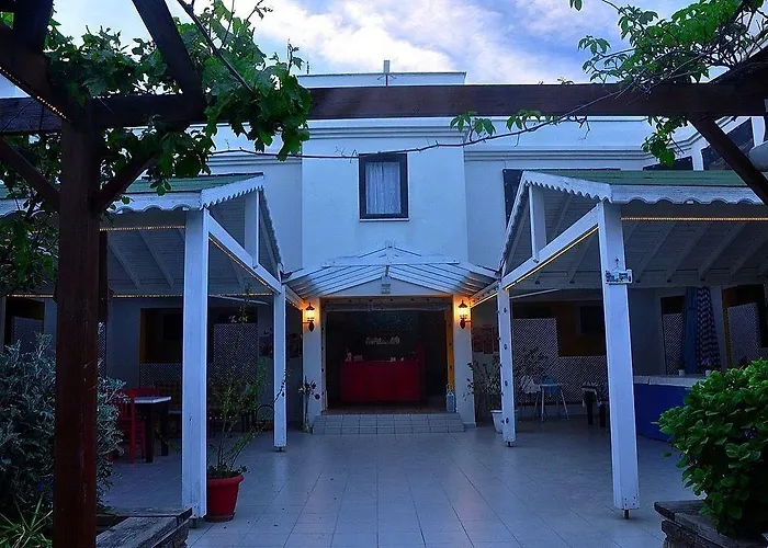 Yasu Tenados Bozcaada