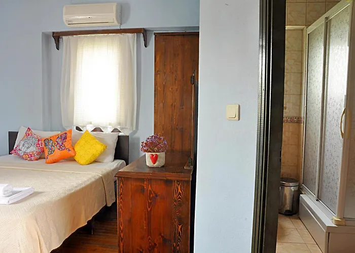 Yasu Tenados Bozcaada